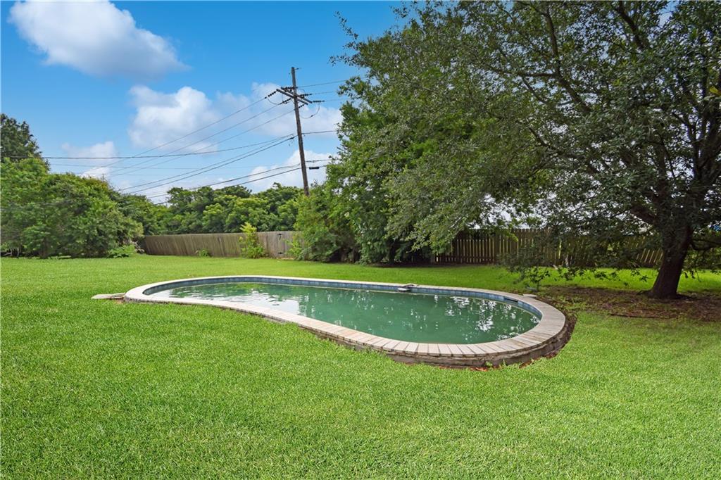 Homes for sale in Arabi, LA | 105 Norton Avenue, Arabi, LA 70032 | MLS# NO2503413