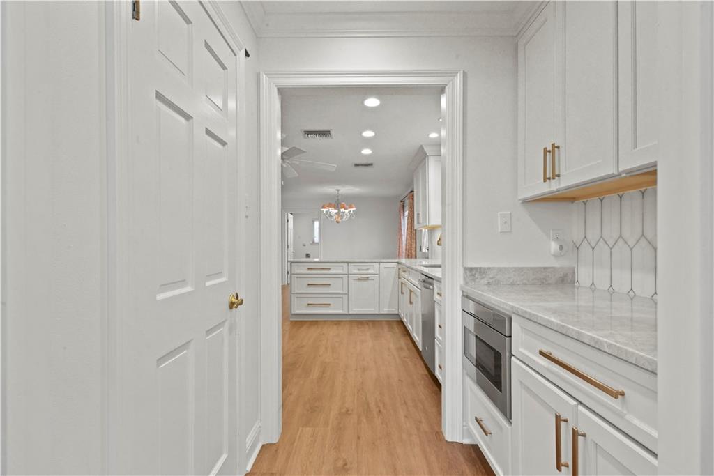 Homes for sale in New Orleans, LA | 1728 Oriole Street, New Orleans, LA 70122 | MLS# NO2507927