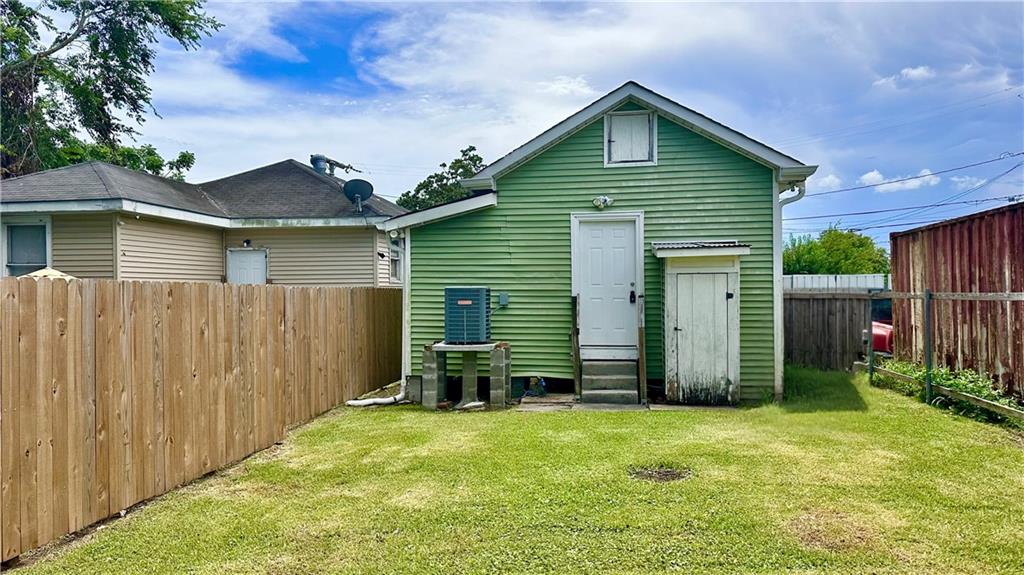 Homes for sale in Harvey, LA | 413 3rd Avenue, Harvey, LA 70058 | MLS# NO2507807