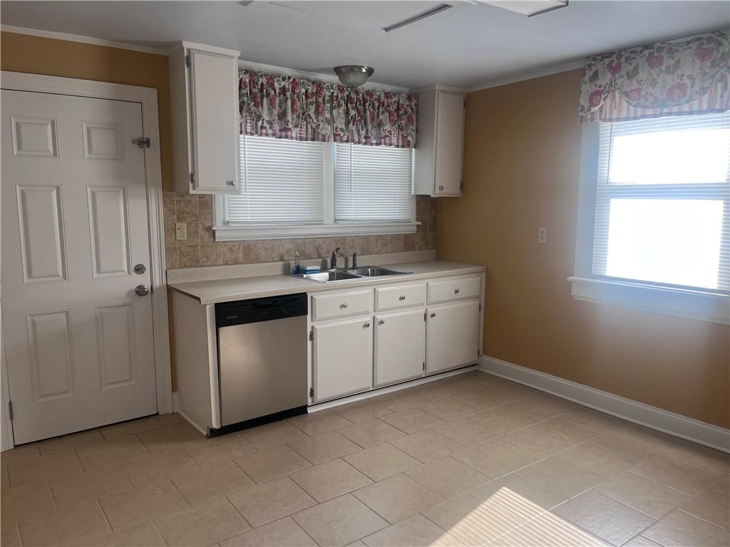 Homes for sale in Marrero, LA | 5209 Oak Dr, Marrero, LA 70072 | MLS# NO2508361