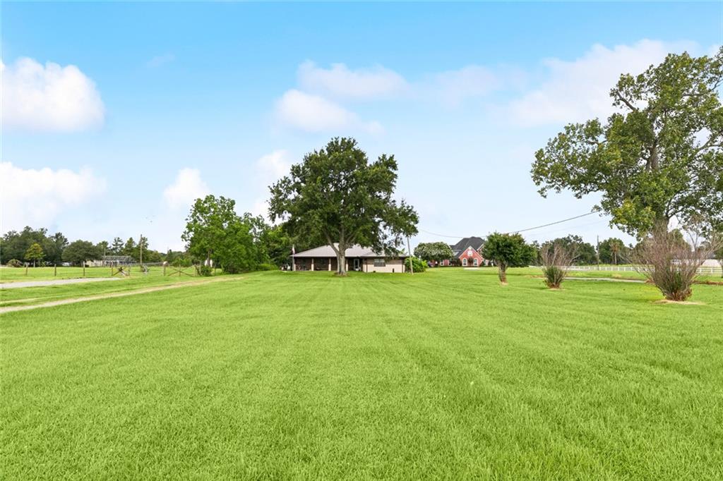 Homes for sale in Belle Chasse, LA | 12228 23 Hwy, Belle Chasse, LA 70037 | MLS# NO2509992