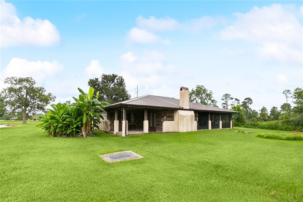 Homes for sale in Belle Chasse, LA | 12228 23 Hwy, Belle Chasse, LA 70037 | MLS# NO2509992