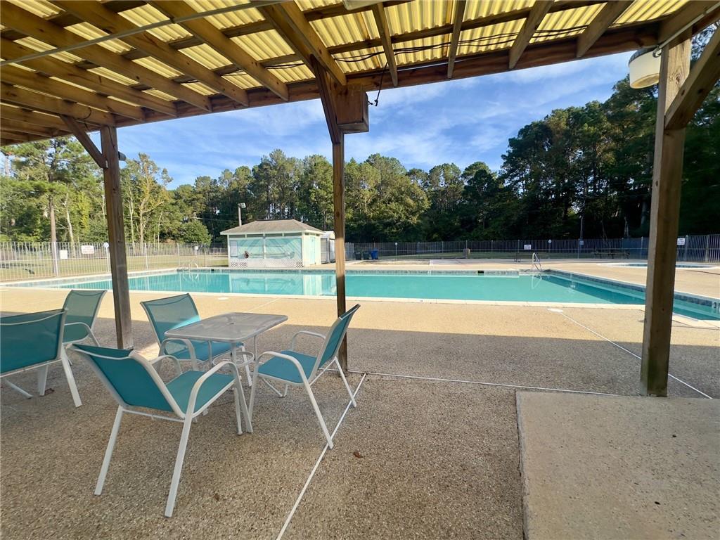 Homes for sale in Slidell, LA | 511 Portsmouth Dr, Slidell, LA 70460 | MLS# NO2511583