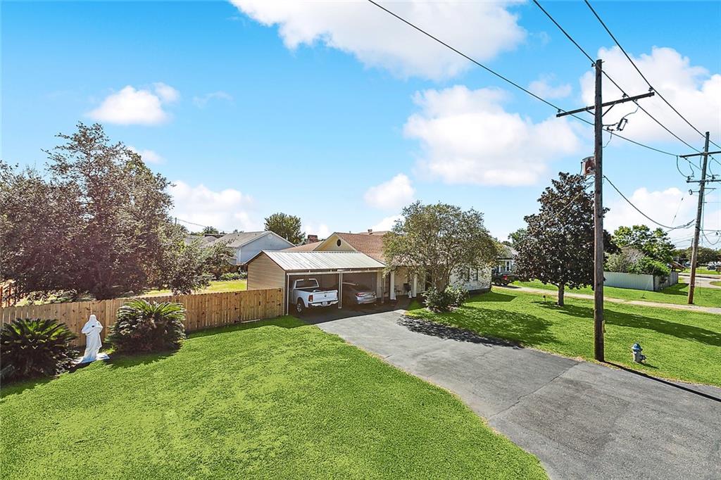 Homes for sale in Lafitte, LA | 1929 Jean Lafitte Boulevard, Lafitte, LA 70067 | MLS# NO2511174