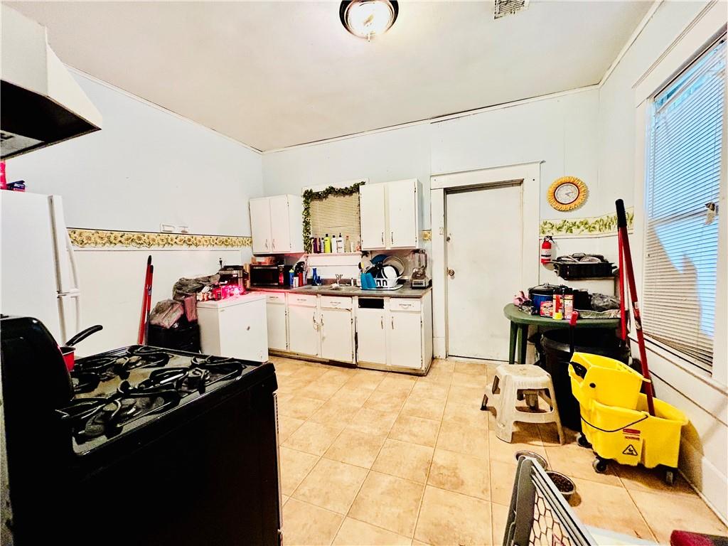 Homes for sale in Alexandria, LA | 1760 Elliott Street, Alexandria, LA 71301 | MLS# CN2511812