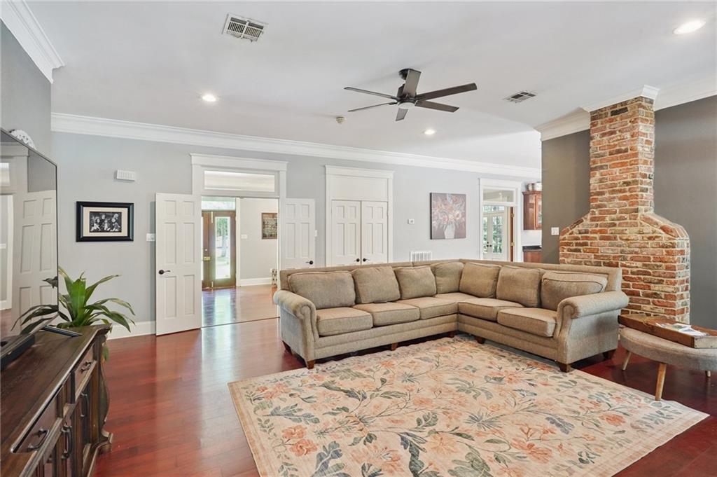 Homes for sale in Slidell, LA | 102 Lefleur Dr, Slidell, LA 70460 | MLS# NO2512299