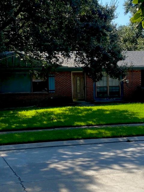 Homes for sale in Slidell, LA | 1325 Greenlawn Dr, Slidell, LA 70460 | MLS# NO2512254