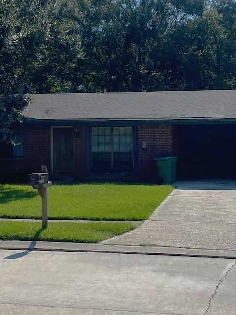 Homes for sale in Slidell, LA | 1325 Greenlawn Dr, Slidell, LA 70460 | MLS# NO2512254