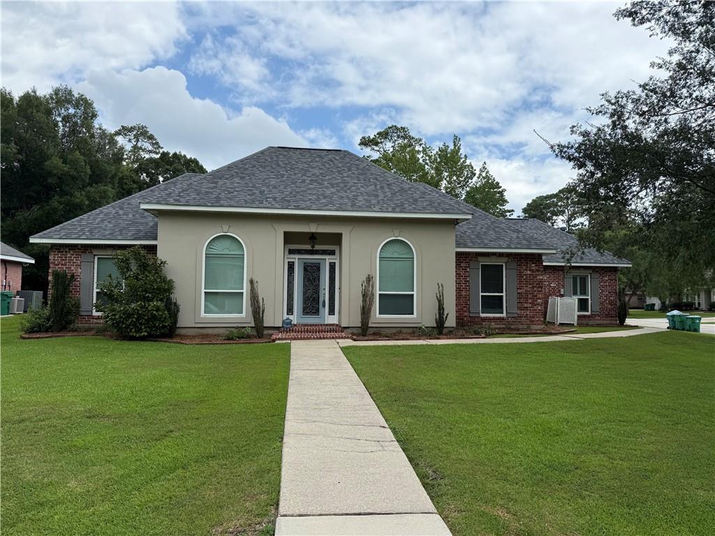 Homes for sale in Mandeville, LA | 547 Casey Dr, Mandeville, LA 70471 | MLS# NO2512661