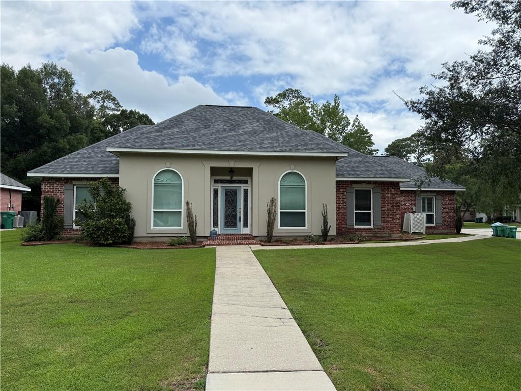 Homes for sale in Mandeville, LA | 547 Casey Dr, Mandeville, LA 70471 | MLS# NO2512661