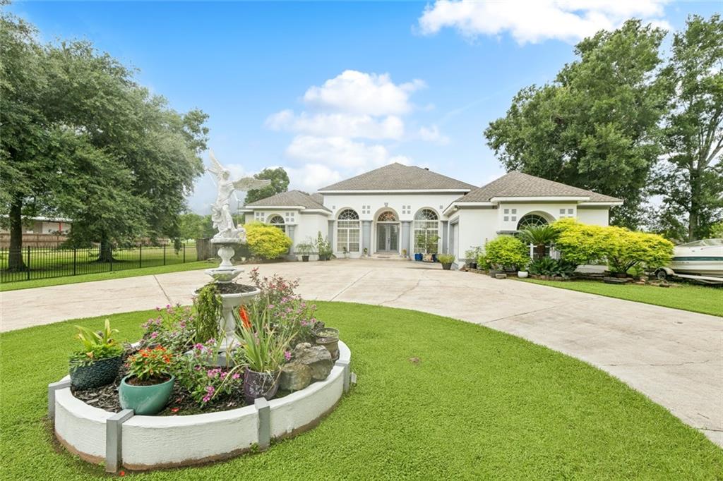 Homes for sale in Waggaman, LA | 104 S Kenner Avenue, Waggaman, LA 70094 | MLS# NO2513026