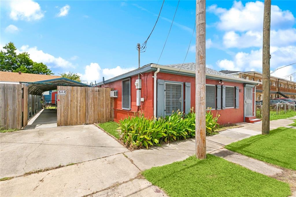 Homes for sale in Arabi, LA | 1010 Angela Avenue, Arabi, LA 70032 | MLS# NO2513803