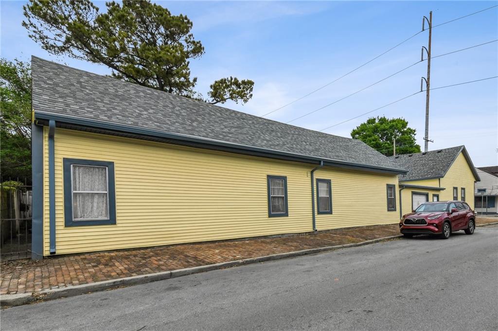 Homes for sale in New Orleans, LA | 3031 Annunciation Street, New Orleans, LA 70115 | MLS# NO2513924