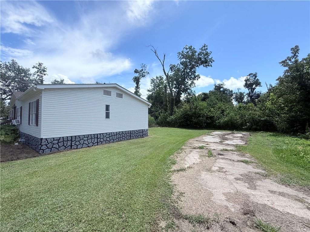 Homes for sale in Mt Airy, LA | 130 Daffodil Street, Mt Airy, LA 70076 | MLS# NO2513782