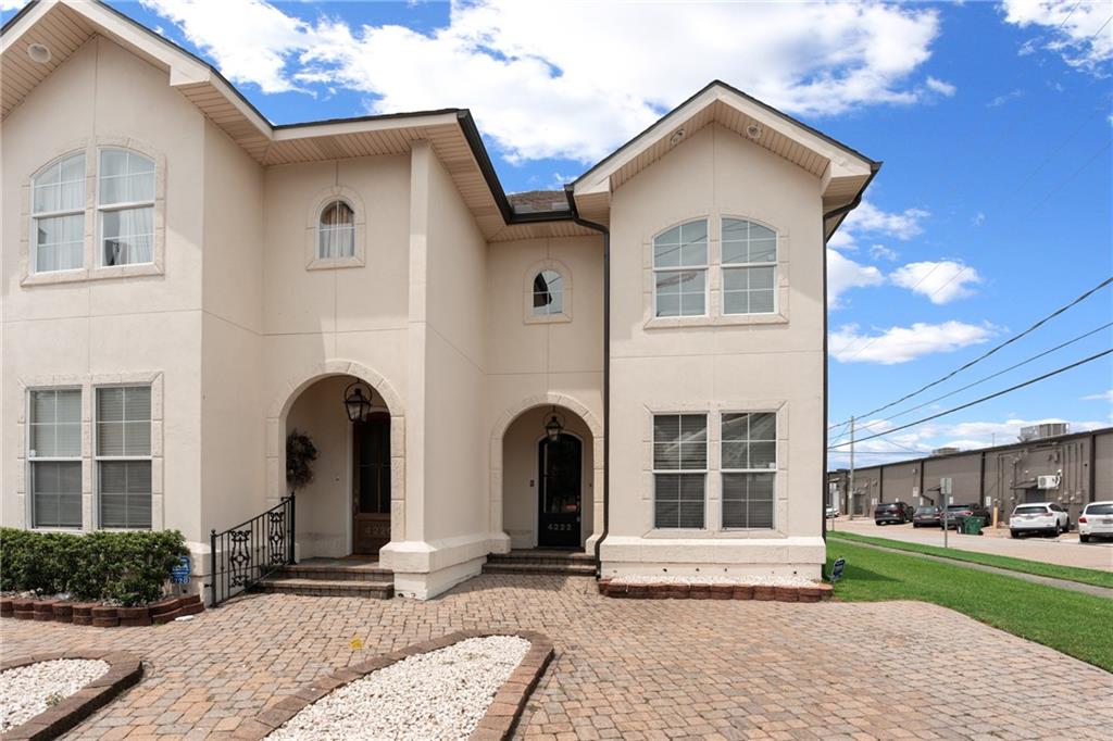 Homes for sale in Metairie, LA | 4222 Transcontinental Dr #4222, Metairie, LA 70006 | MLS# NO2514172