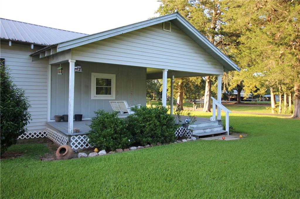 Homes for sale in Plaucheville, LA | 1970 1181 Hwy, Plaucheville, LA 71362 | MLS# CN2514373