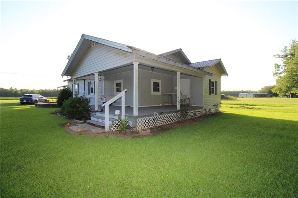 Homes for sale in Plaucheville, LA | 1970 1181 Hwy, Plaucheville, LA 71362 | MLS# CN2514373