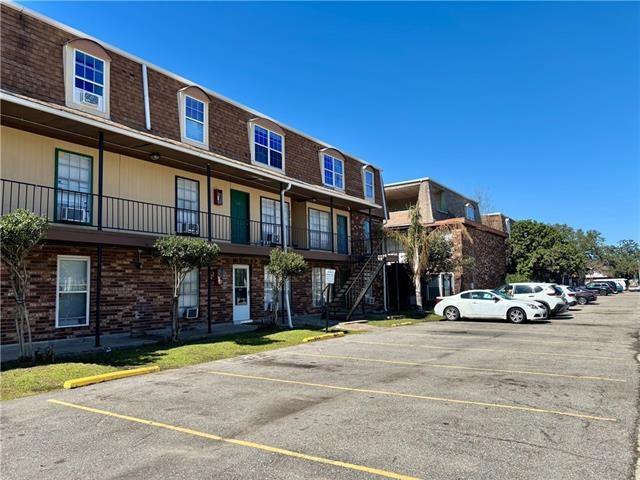 Homes for sale in Metairie, LA | 6200 Riverside Dr Dr #426, Metairie, LA 70003 | MLS# NO2514634