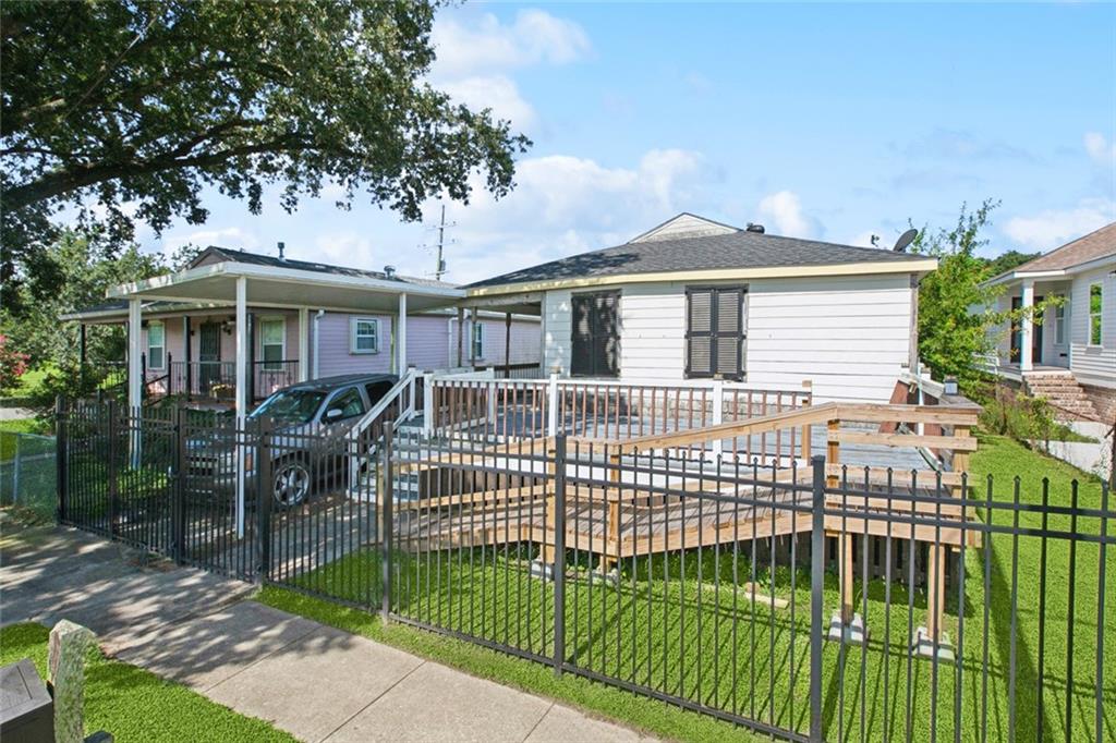 Homes for sale in New Orleans, LA | 6308 Peoples Avenue, New Orleans, LA 70122 | MLS# NO2513246