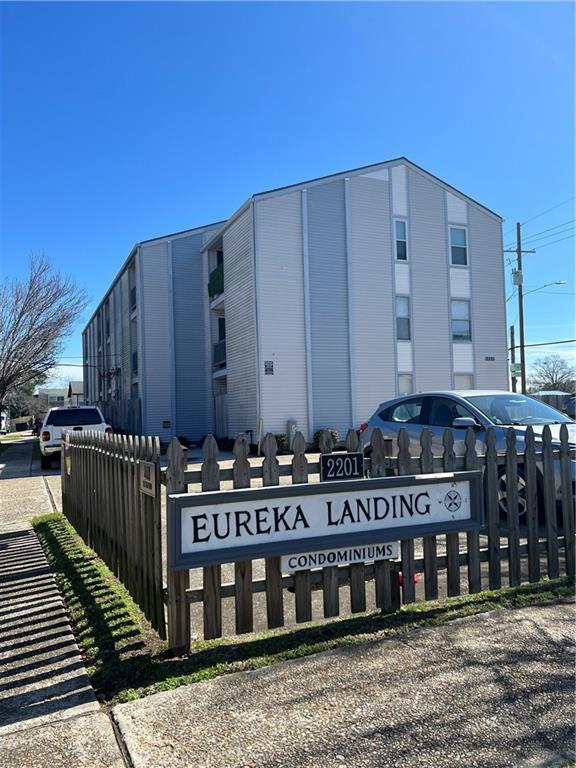 Homes for sale in Metairie, LA | 2201 Houma Boulevard #310, Metairie, LA 70001 | MLS# NO2513063