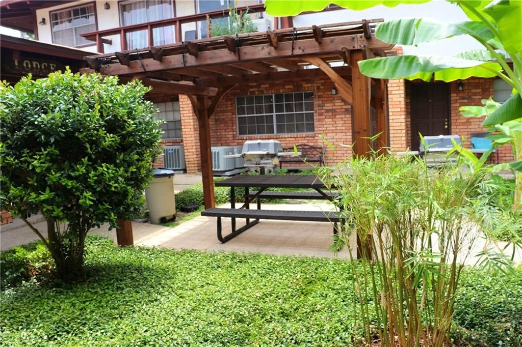 Homes for sale in Metairie, LA | 2305 Cleary Avenue #217, Metairie, LA 70001 | MLS# NO2513728