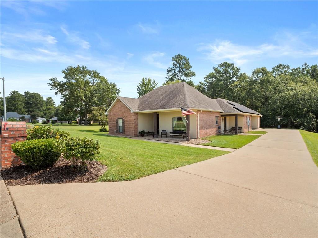 Homes for sale in Pineville, LA | 3001 Legacy Loop, Pineville, LA 71360 | MLS# CN2515930