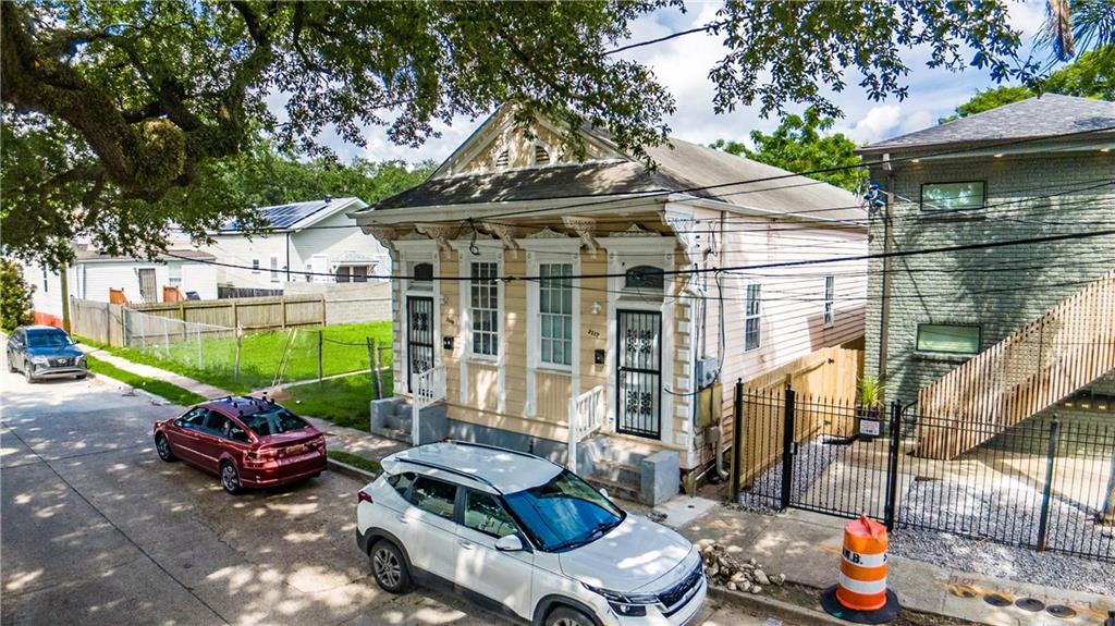 Homes for sale in New Orleans, LA | 2117 19 Danneel Street, New Orleans, LA 70113 | MLS# NO2516140