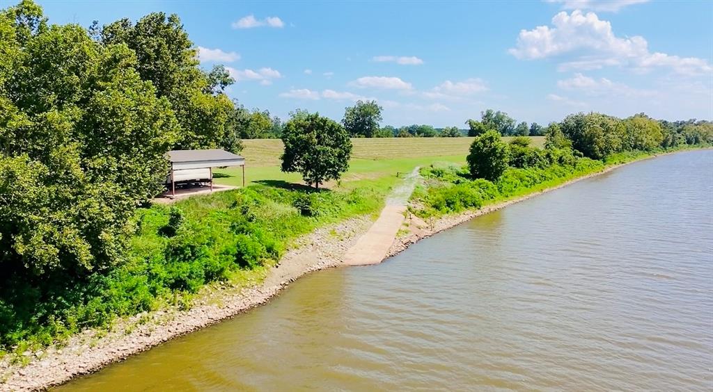 Homes for sale in Marksville, LA | 1271 River Road, Marksville, LA 71351 | MLS# CN2515944