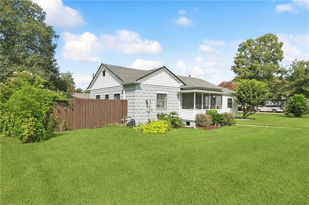 Homes for sale in St. Rose, LA | 225 Saint Rose Avenue, St. Rose, LA 70087 | MLS# NO2515970