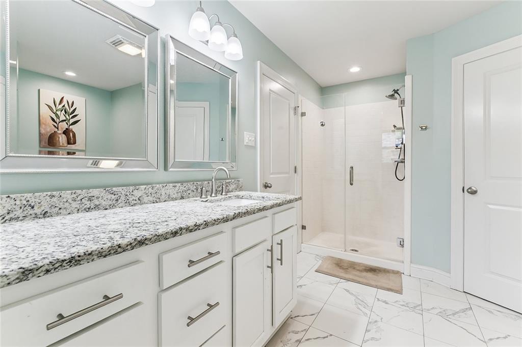 Homes for sale in Chalmette, LA | 2101 Plaza Dr, Chalmette, LA 70043 | MLS# NO2517186