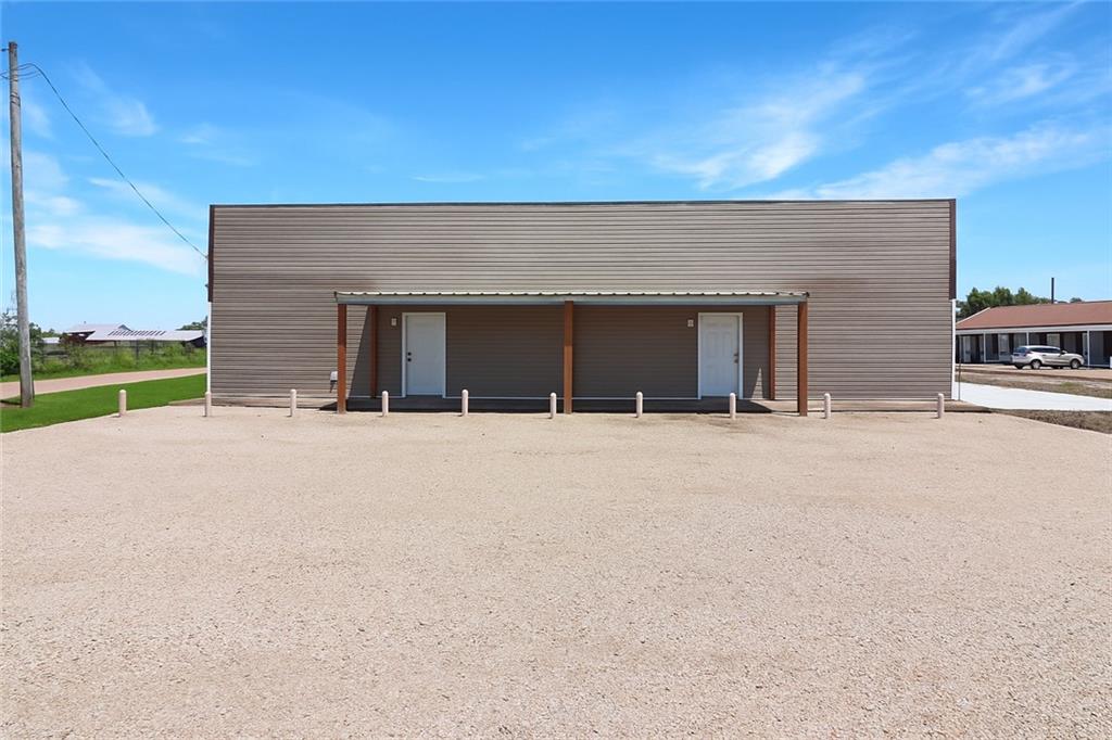 Homes for sale in Buras, LA | 40265 Hwy 23 Hwy, Buras, LA 70041 | MLS# NO2517036