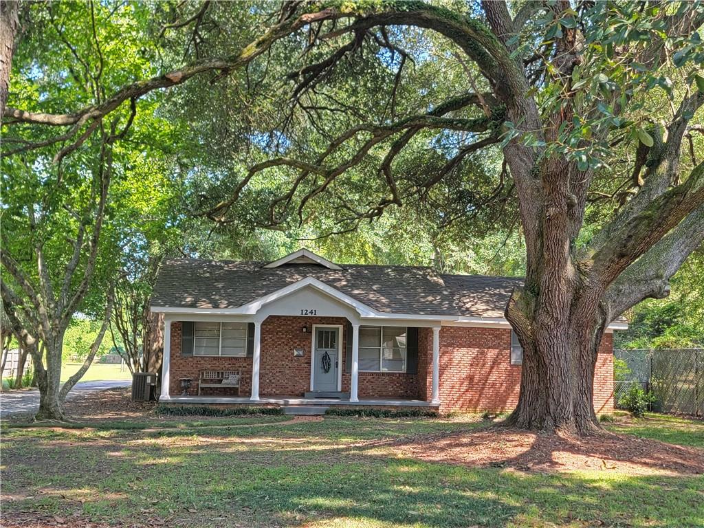 Homes for sale in Natchitoches, LA | 1241 Williams Avenue, Natchitoches, LA 71457 | MLS# CN2517691