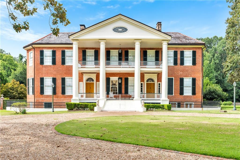 Homes for sale in Natchez, MS | 201 Lower Woodville Road, Natchez, MS 39120 | MLS# NO2518119