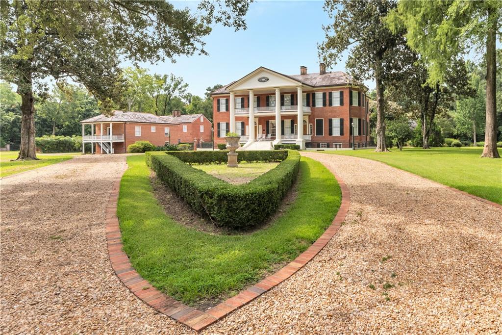 Homes for sale in Natchez, MS | 201 Lower Woodville Road, Natchez, MS 39120 | MLS# NO2518119