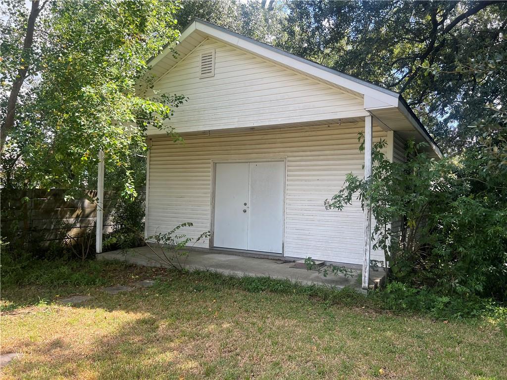 Homes for sale in Westwego, LA | 241 Laroussini Street, Westwego, LA 70094 | MLS# NO2518788