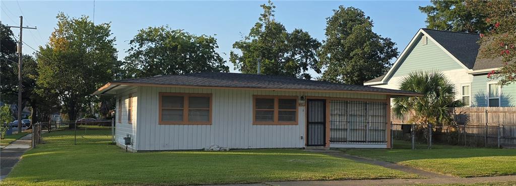 Homes for sale in New Orleans, LA | 4801 Stephen Girard Avenue, New Orleans, LA 70126 | MLS# NO2513905