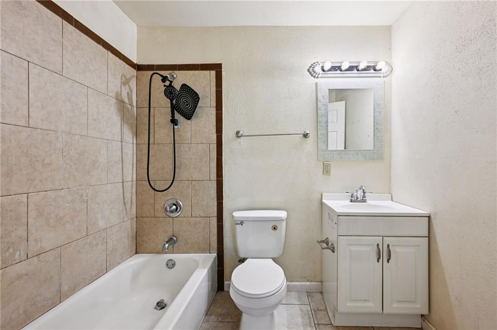 Homes for sale in New Orleans, LA | 2320 Clouet Street, New Orleans, LA 70117 | MLS# NO2519189