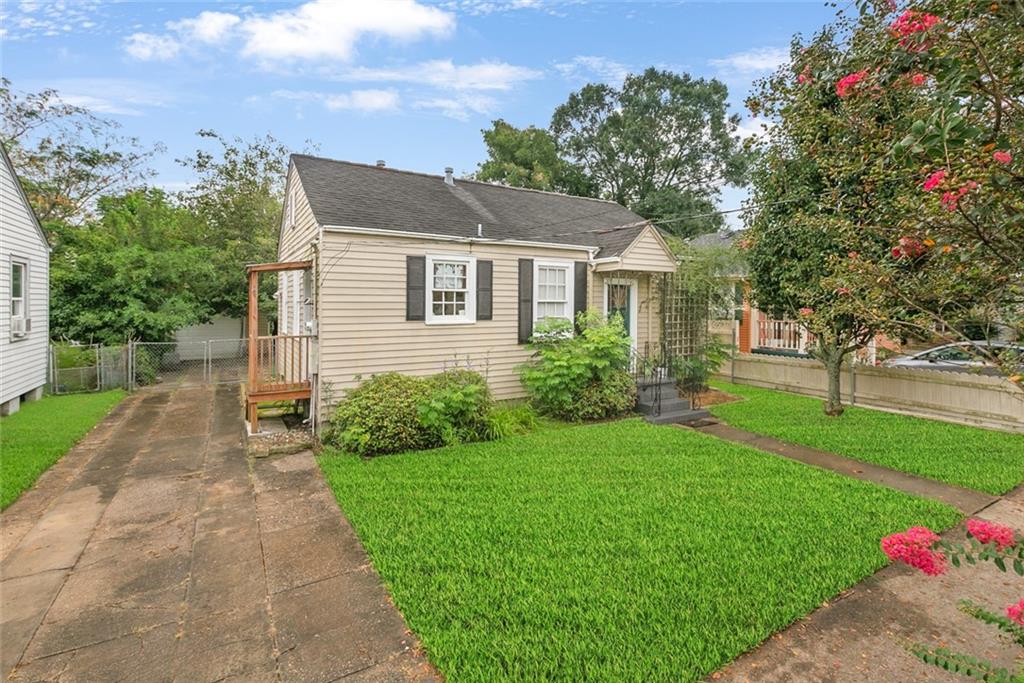 Homes for sale in Arabi, LA | 417 Lebeau Street, Arabi, LA 70032 | MLS# NO2519751