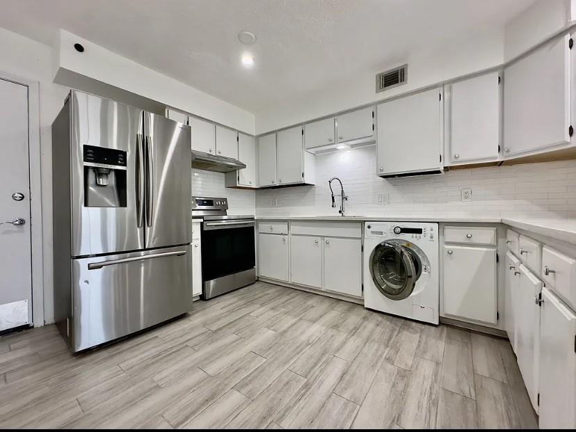 Homes for sale in Metairie, LA | 1161 Lake Avenue #227, Metairie, LA 70005 | MLS# NO2519718