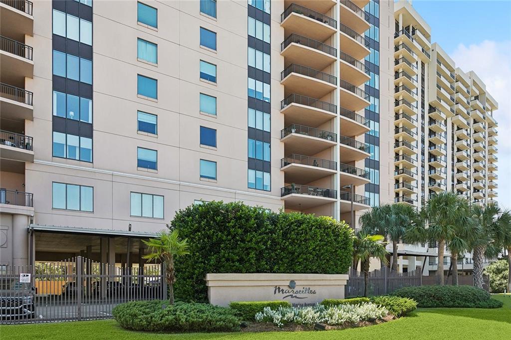 Homes for sale in New Orleans, LA | 232 Lake Marina Avenue #5D, New Orleans, LA 70124 | MLS# NO2520176