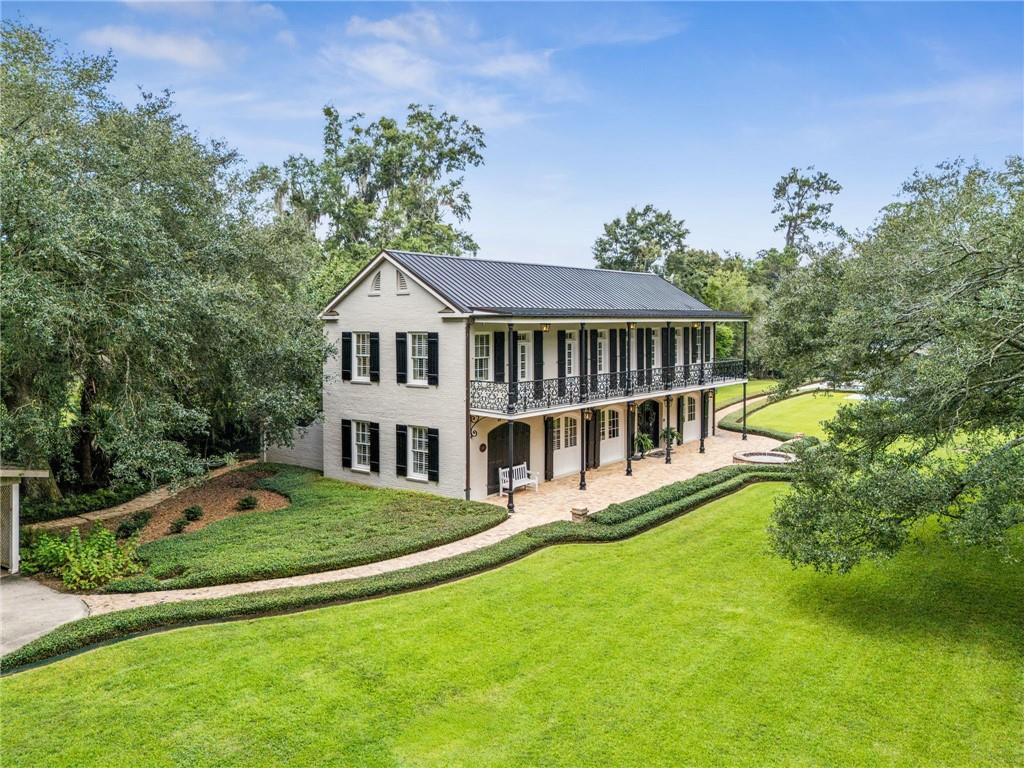 Homes for sale in Covington, LA | 401 Country Club Dr, Covington, LA 70433 | MLS# NO2520319