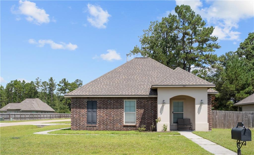 Homes for sale in Covington, LA | 1001 E Creek Court, Covington, LA 70435 | MLS# NO2520892