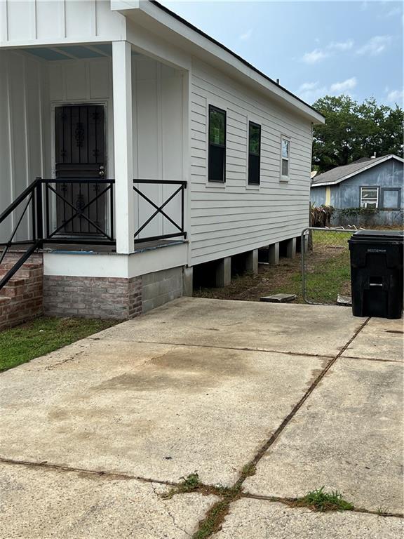 Homes for sale in New Orleans, LA | 4336 Rayne Dr, New Orleans, LA 70122 | MLS# NO2520728