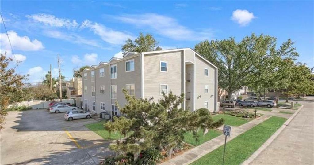 Homes for sale in River Ridge, LA | 2800 Steamship Circle #3B, River Ridge, LA 70123 | MLS# NO2519259