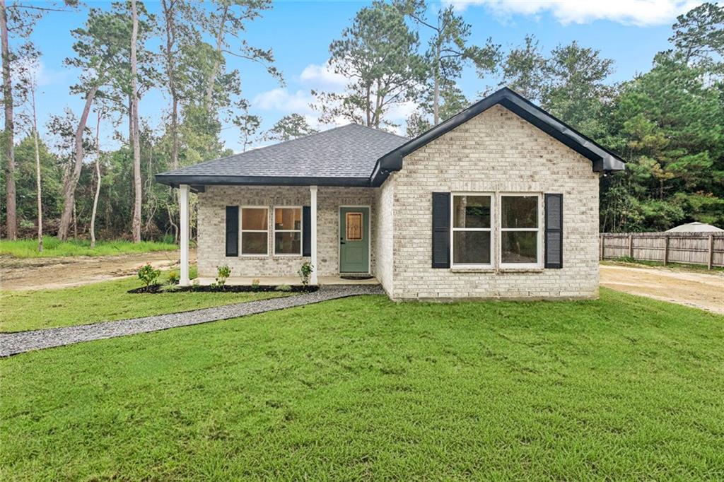 Homes for sale in Lacombe, LA | 28535 Berry Todd Road, Lacombe, LA 70445 | MLS# NO2518453