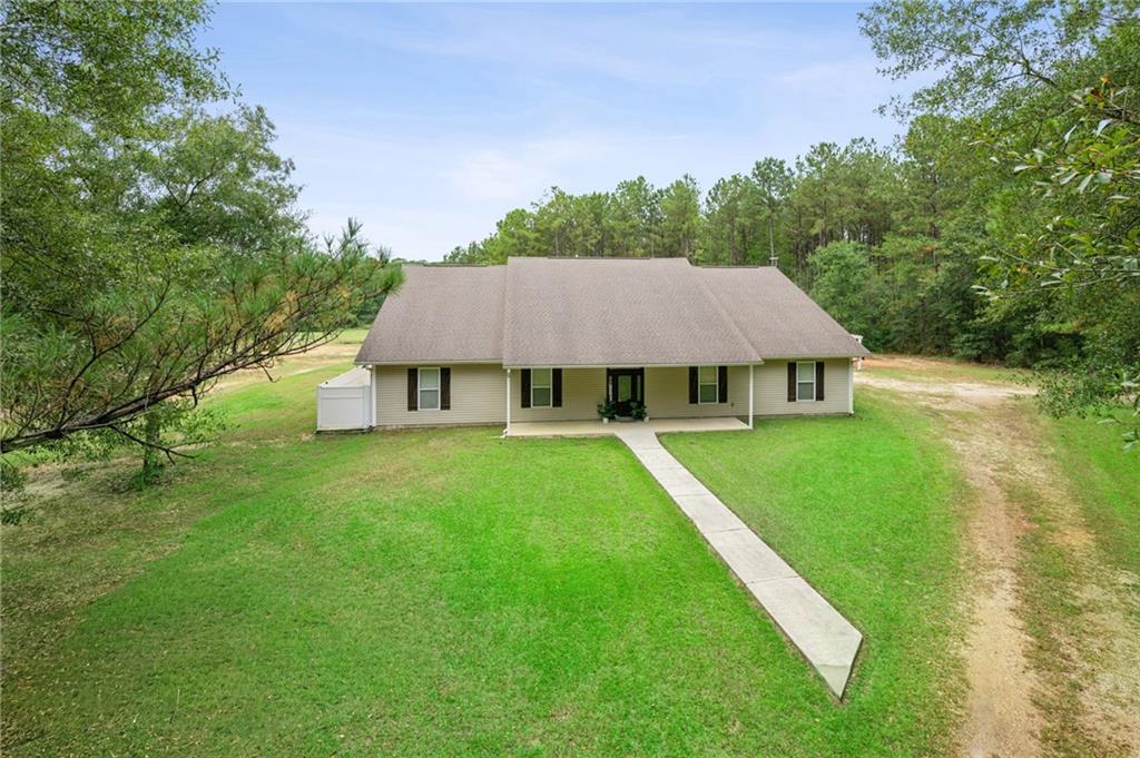 Homes for sale in Covington, LA | 20049 Fairhaven Road, Covington, LA 70435 | MLS# NO2521204