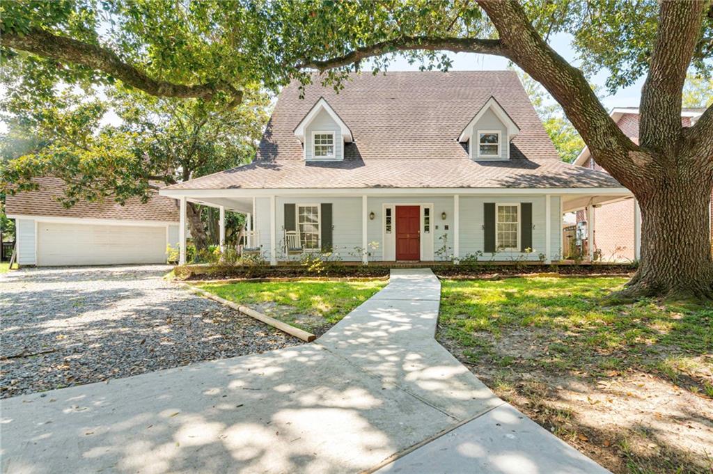 Homes for sale in River Ridge, LA | 3 Mary Ridge Court, River Ridge, LA 70123 | MLS# NO2521439