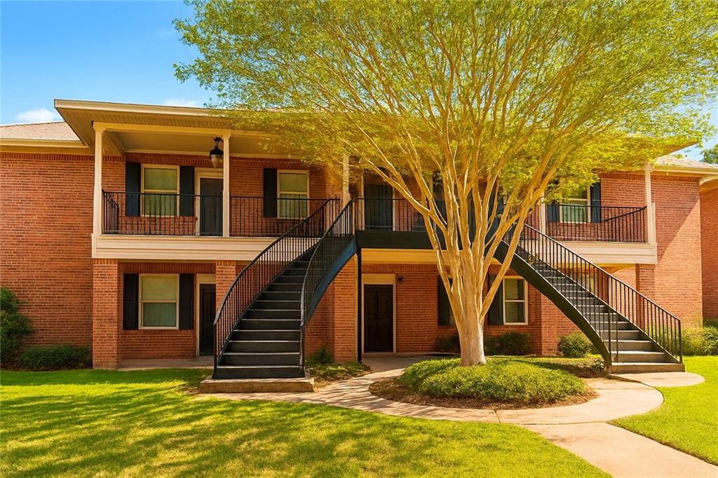 Homes for sale in Alexandria, LA | 4400 Charleston Circle Circle #5, Alexandria, LA 71303 | MLS# CN2521076