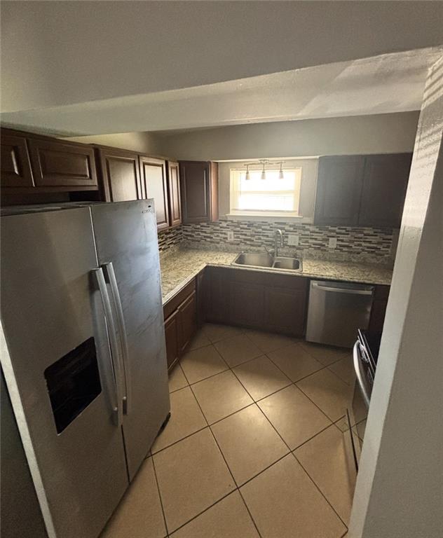 Homes for sale in Luling, LA | 303 Barton Avenue, Luling, LA 70070 | MLS# NO2521343