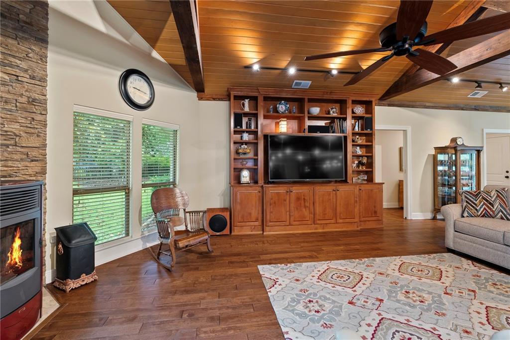 Homes for sale in Covington, LA | 6 Holly Lane, Covington, LA 70433 | MLS# NO2521514